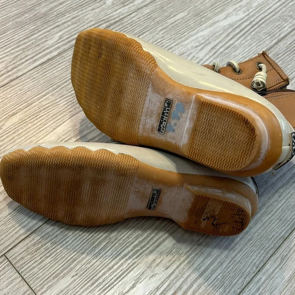 Sperry Top Sider Saltwater Ankle Lace up Duck Boots with Pink Lining and Beige 6 - Picture 11 of 12